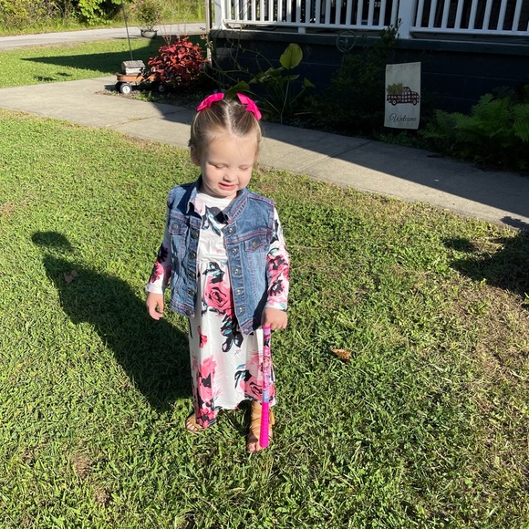 Meet your Posher, Sandra - Picture 3 of 8